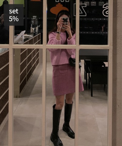 My Melody 羊毛针织衫 + 肉桂花呢半身裙 女装购物中心DALTT